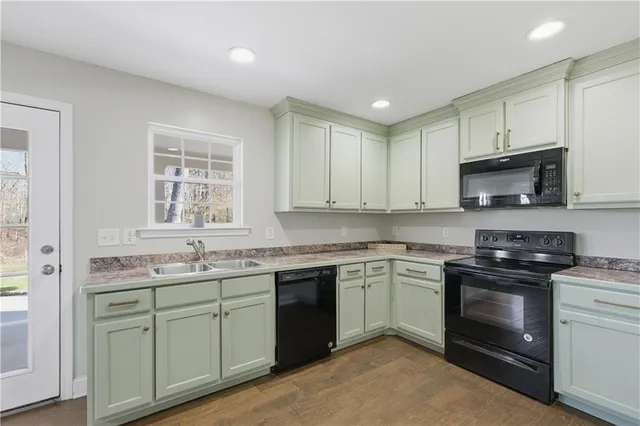 $415,000 | 3930 Mabery Road, Gainesville, GA 30507