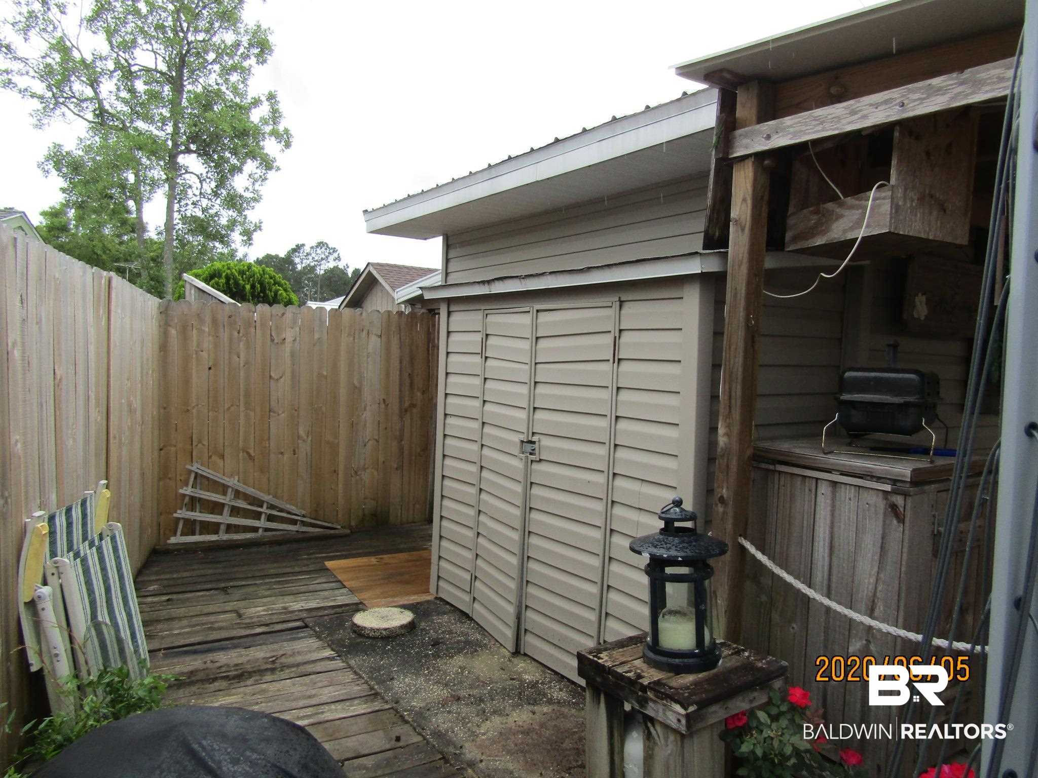 252 Defuniak Circle Lillian, AL 36549 - Photo 7 of 35 Small Shed