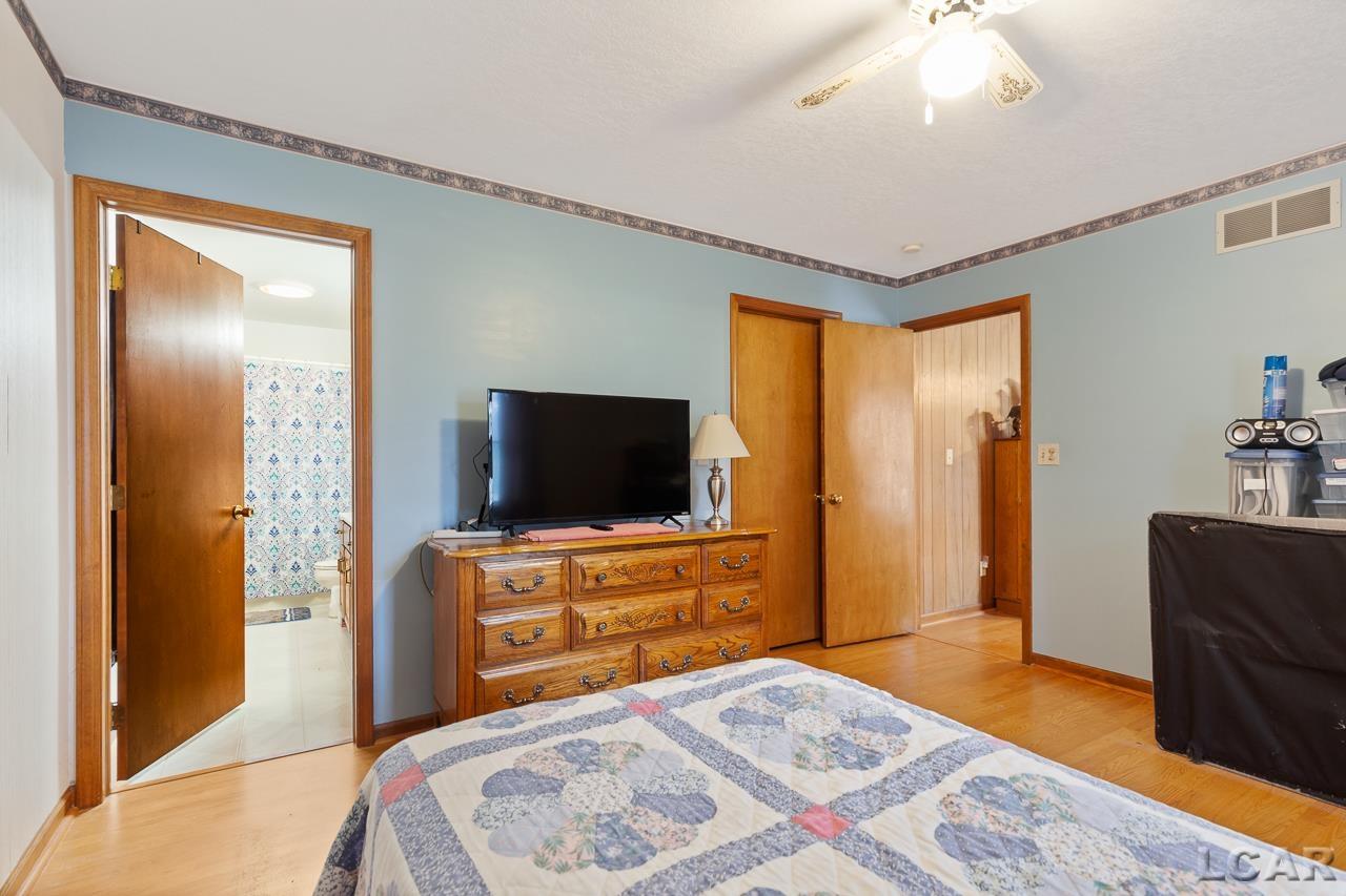 1142 Sutton Road Adrian, MI 49221 - Photo 16 of 34 50101770-15.JPG