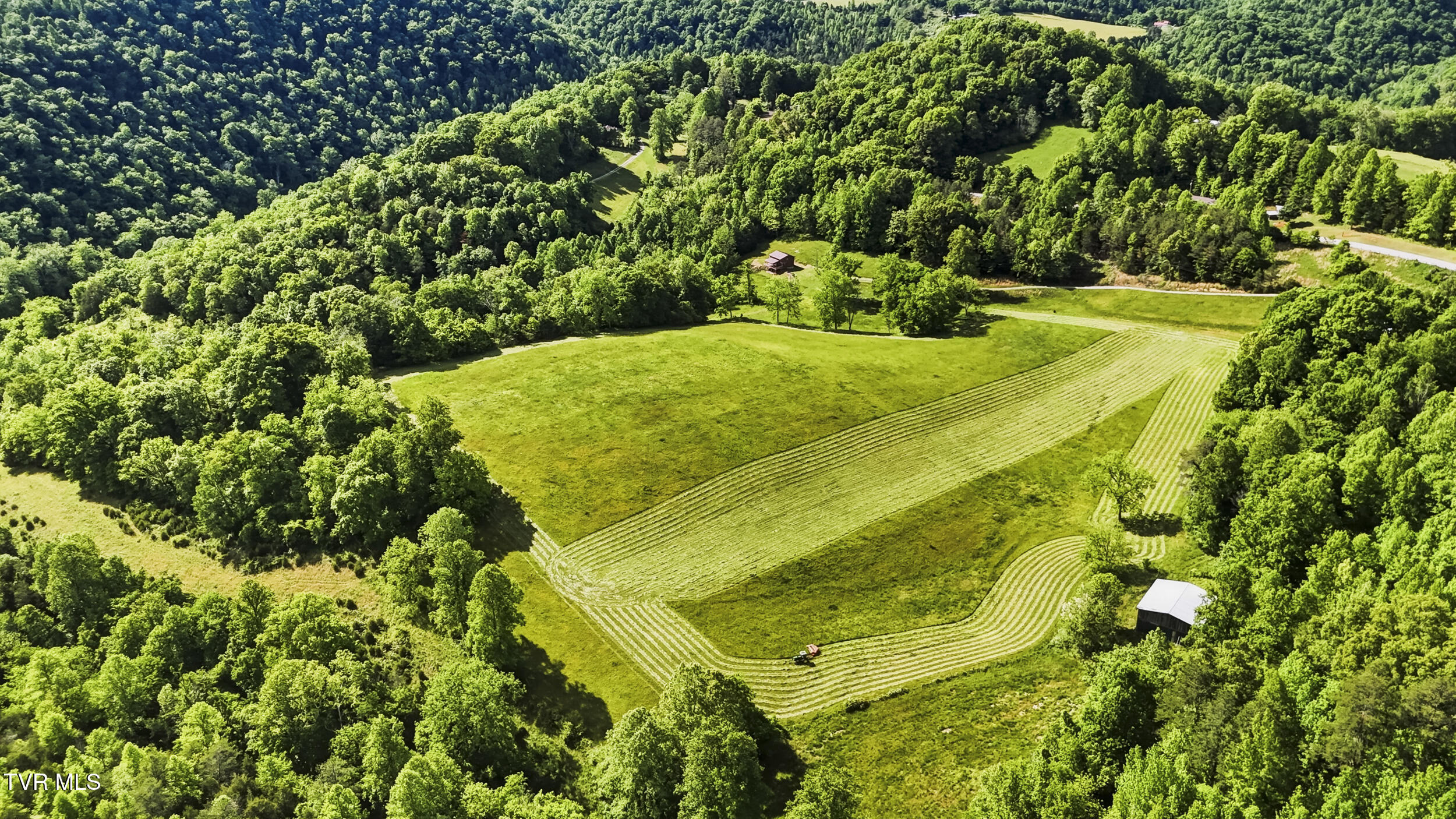 3609 Cave Springs Road Tazewell, TN 37879 - Photo 19 of 33 dji_20260511164156_0452_d