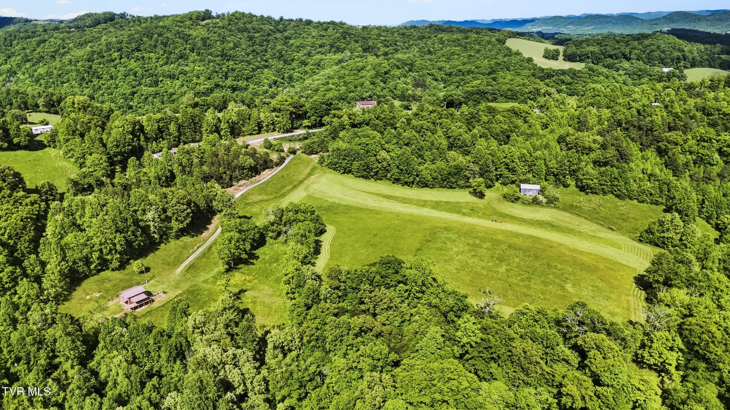 3609 Cave Springs Road Tazewell, TN 37879 - Photo 24 of 33 dji_20260511164318_0464_d