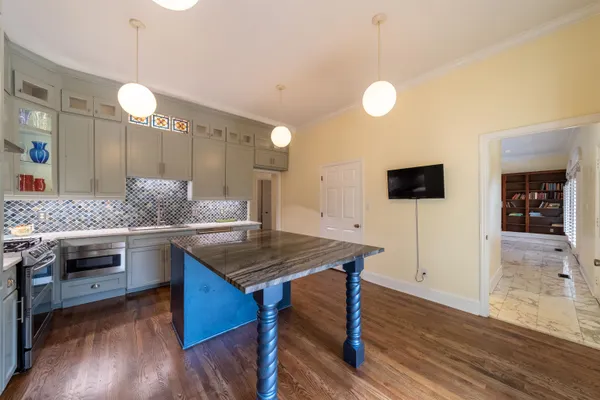 $975,000 | 911 Alachua Avenue, Tallahassee, FL 32308