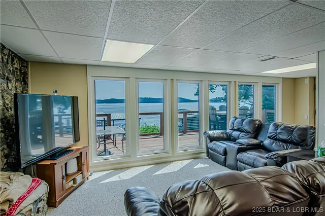 $599,900 | 29419 Towering Oaks Lane, Gravois Mills, MO 65037