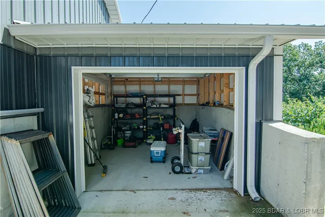 $599,900 | 29419 Towering Oaks Lane, Gravois Mills, MO 65037