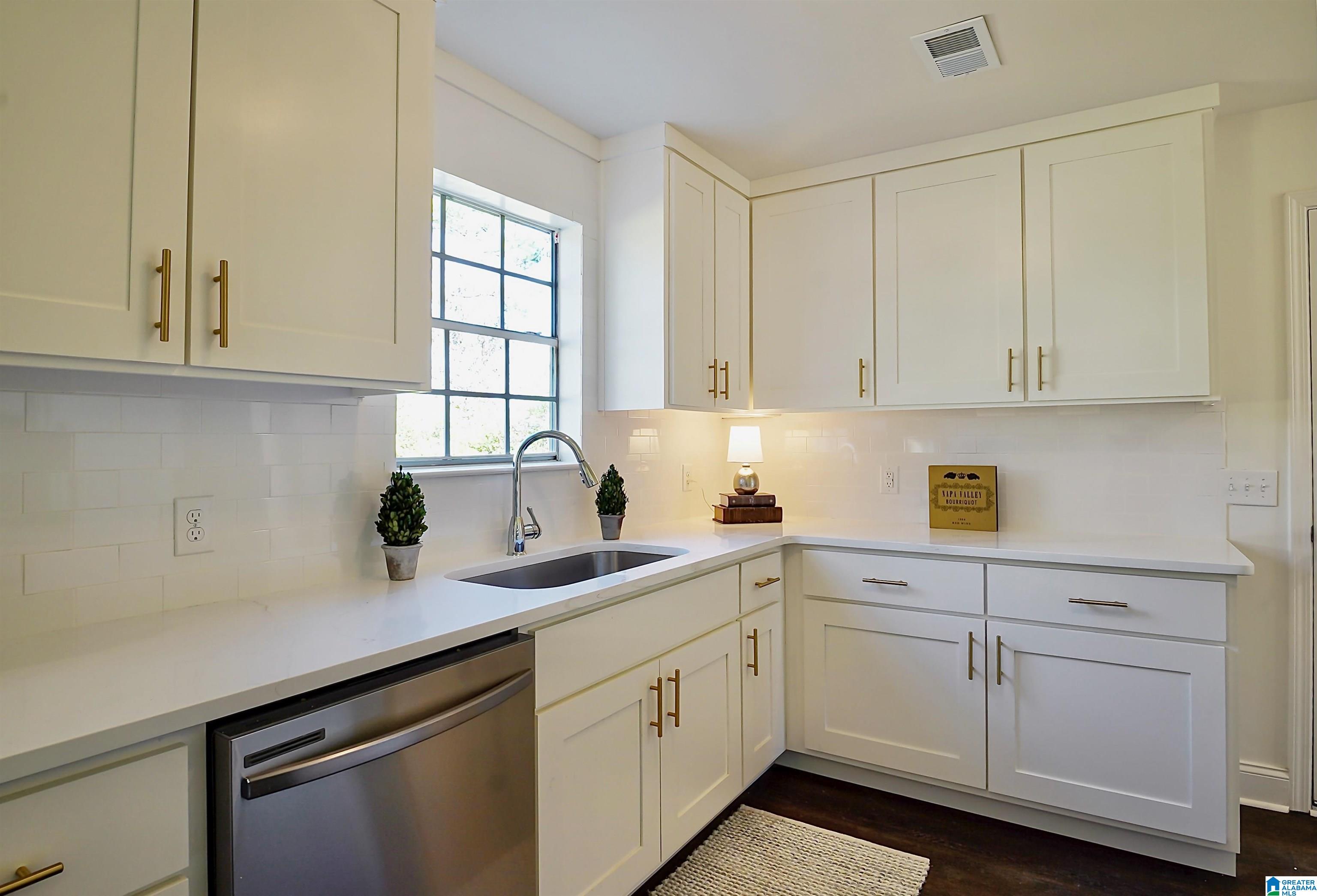 7802 West Vw Lane Bessemer, AL 35022 - Photo 14 of 51
