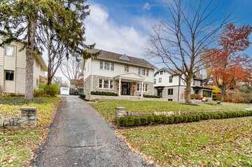2272 Tremont Road Upper Arlington, OH 43221 - Photo 4 of 81