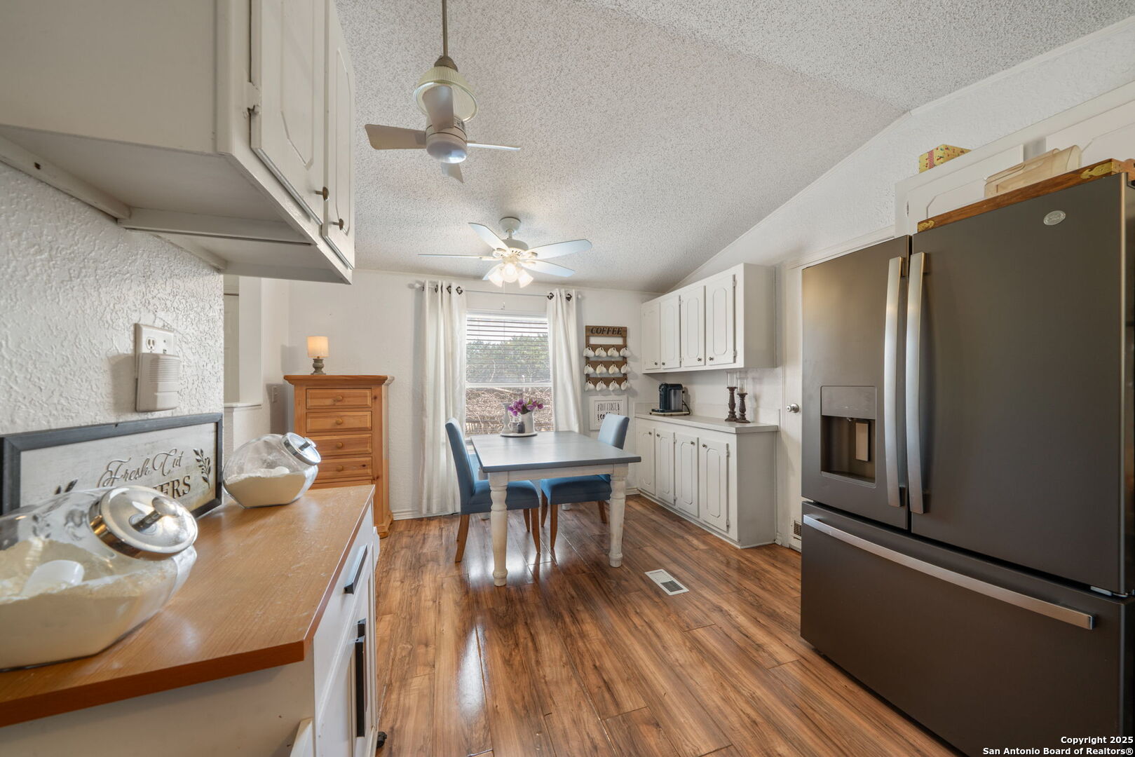 1128 Wright Drive Bandera, TX 78003 - Photo 17 of 46