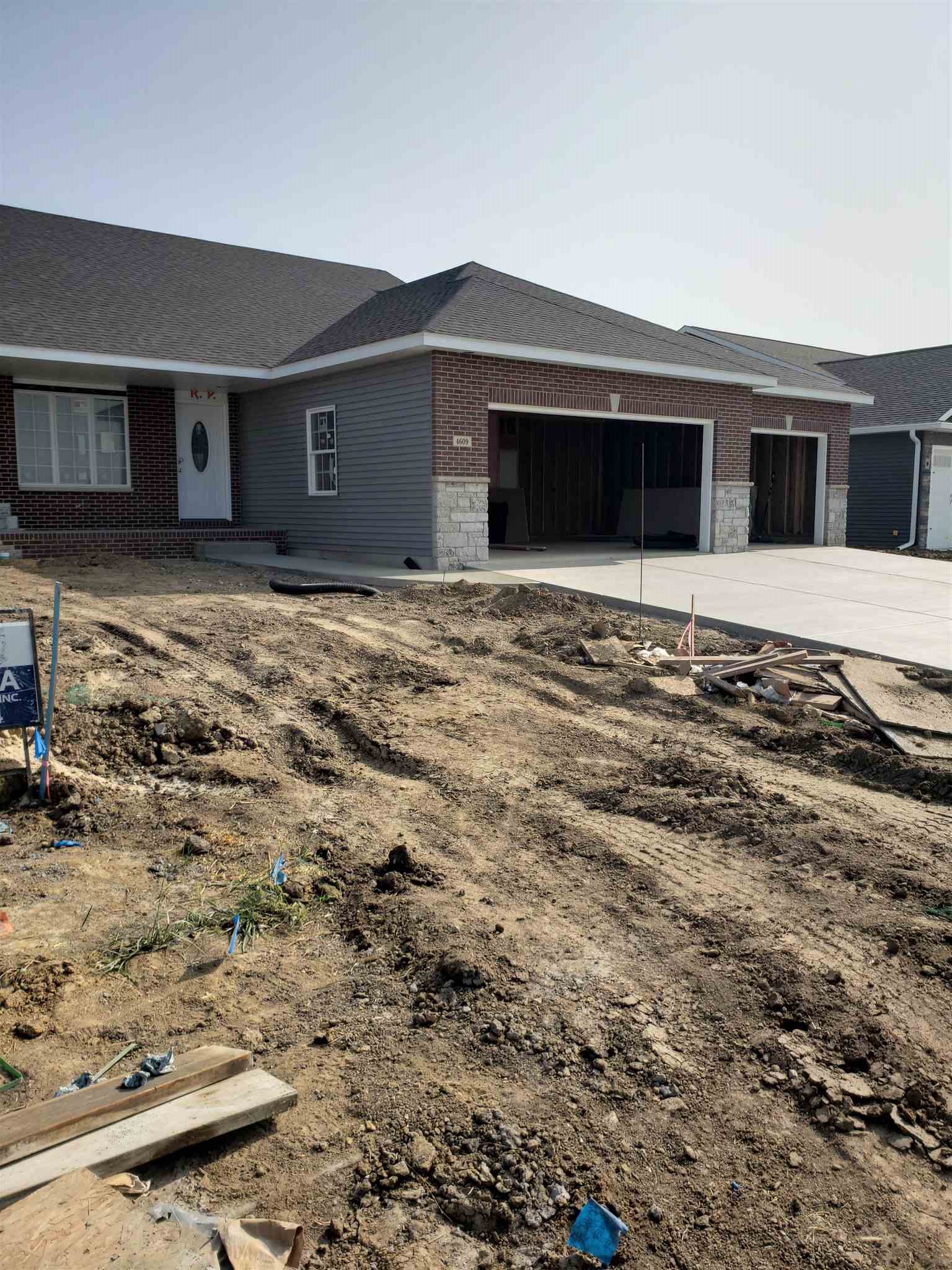4609 Bellevue Drive Springfield, IL 62711 - Photo 1 of 1 Gallery Image 1