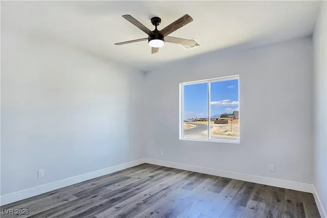 $489,900 | 6920 Longmeadow Drive, Pahrump, NV 89061