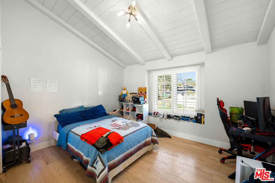 23628 Long Valley Road Hidden Hills, CA 91302 - Photo 15 of 25