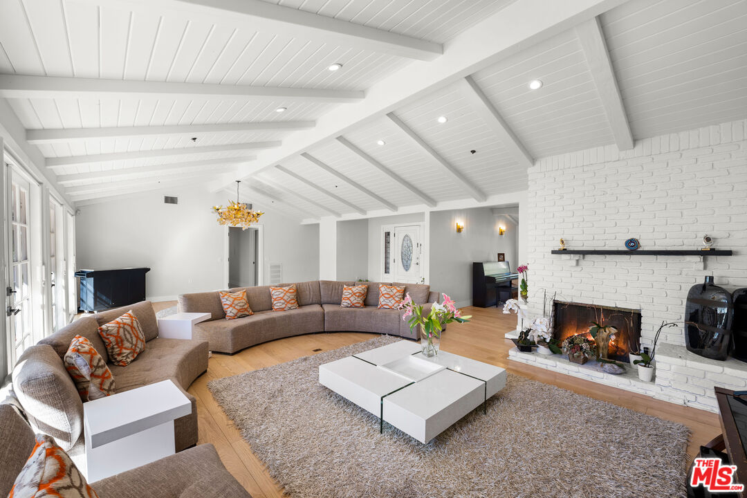 23628 Long Valley Road Hidden Hills, CA 91302 - Photo 8 of 25