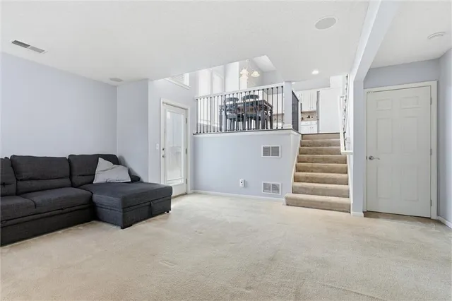 $400,000 | 12385 South Quail Ridge Drive, Olathe, KS 66061