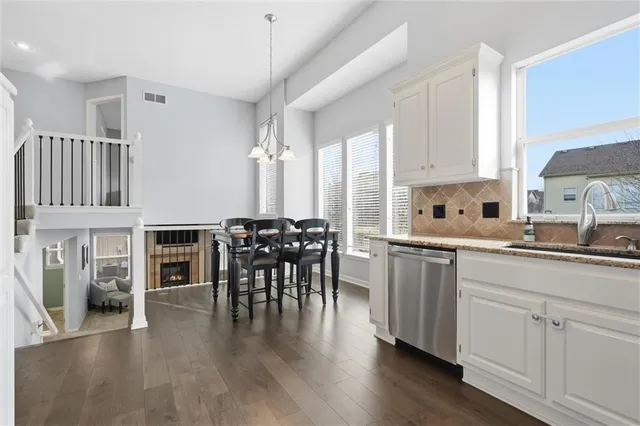 $400,000 | 12385 South Quail Ridge Drive, Olathe, KS 66061