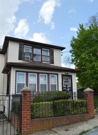 $300,000 | 6 Johnson Street, Mount Vernon, NY 10550