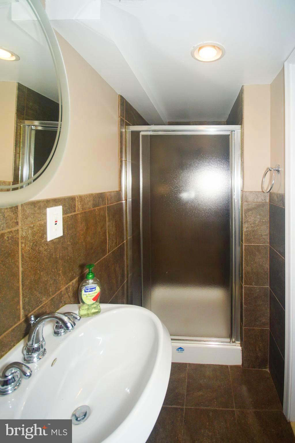 5013 Hillen Road Baltimore, MD 21239 - Photo 25 of 25 Basement Full Bathroom