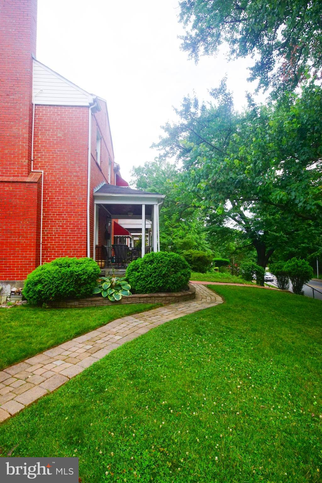 5013 Hillen Road Baltimore, MD 21239 - Photo 4 of 25 Paved walkway