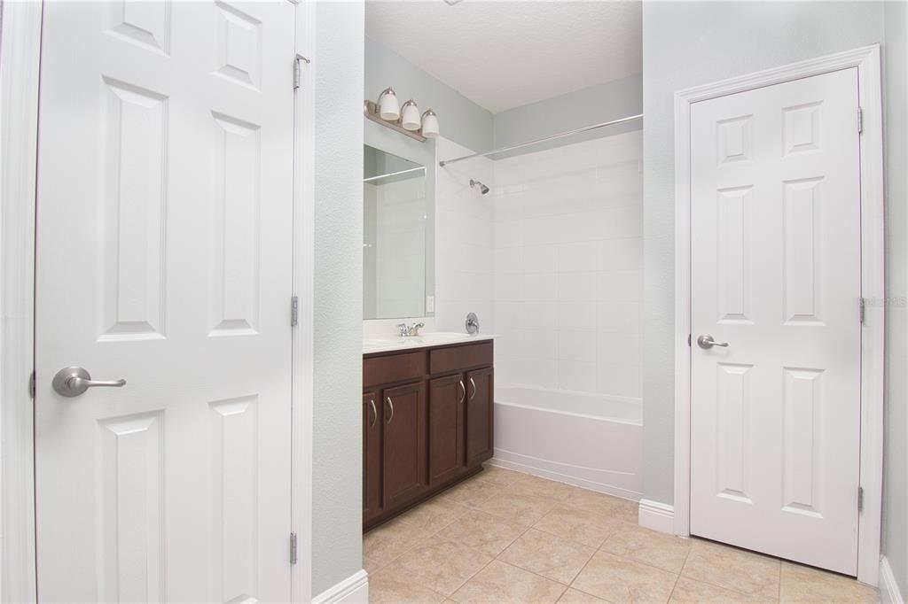 8323 Lookout Pointe Drive Windermere, FL 34786 - Photo 18 of 44