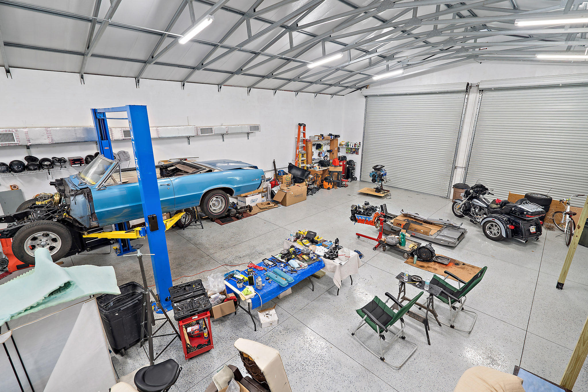 5342 Old Fort Jupiter Road Jupiter, FL 33458 - Photo 51 of 71 Hydraulic lift and garage space