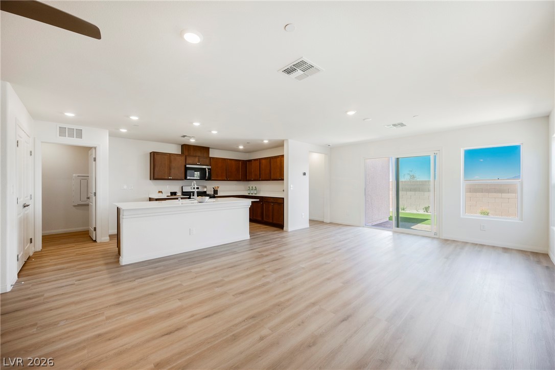 724 Wild Highlands Lane Henderson, NV 89015 - Photo 8 of 25