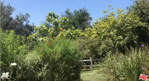 $2,950,000 | 543 Radcliffe Avenue, Pacific Palisades, CA 90272