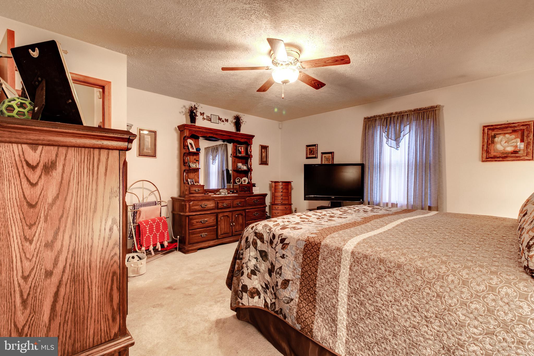 1609 Cape May Road Baltimore, MD 21221 - Photo 14 of 39 Primary Bedroom