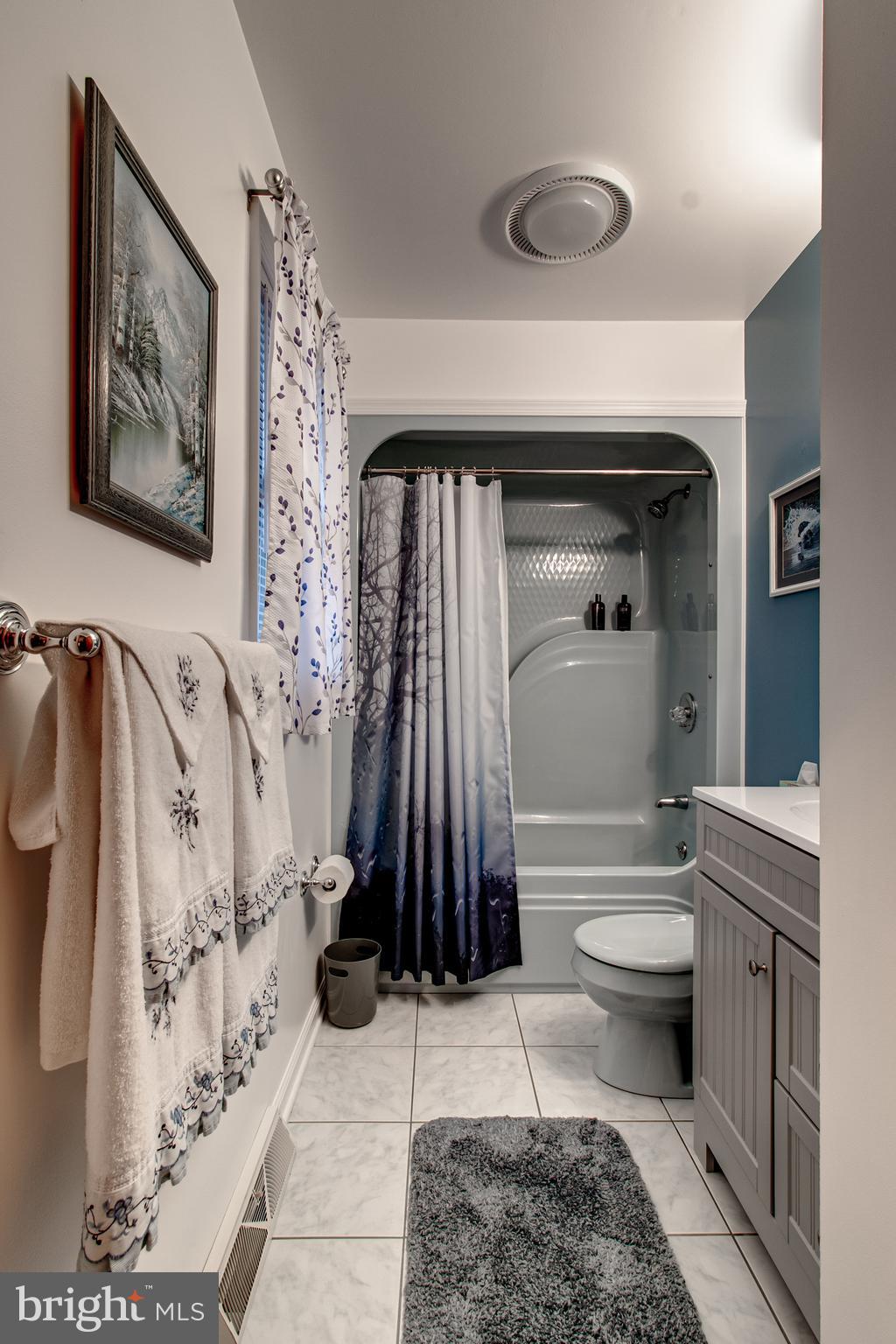 1609 Cape May Road Baltimore, MD 21221 - Photo 19 of 39 Primary Bedroom Full Bath