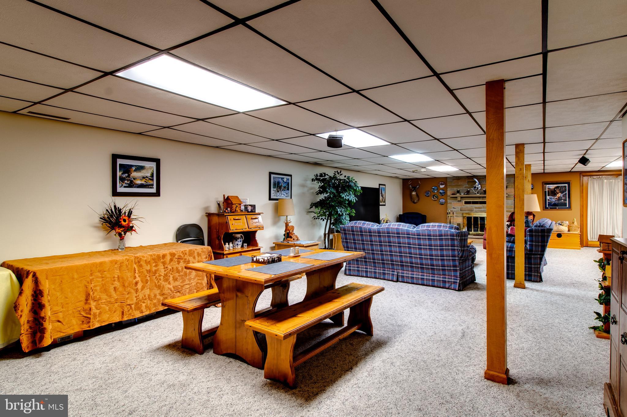 1609 Cape May Road Baltimore, MD 21221 - Photo 26 of 39 Family Room