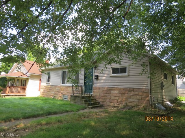 1481 Breiding Road Akron, OH 44310 - Photo 3 of 14