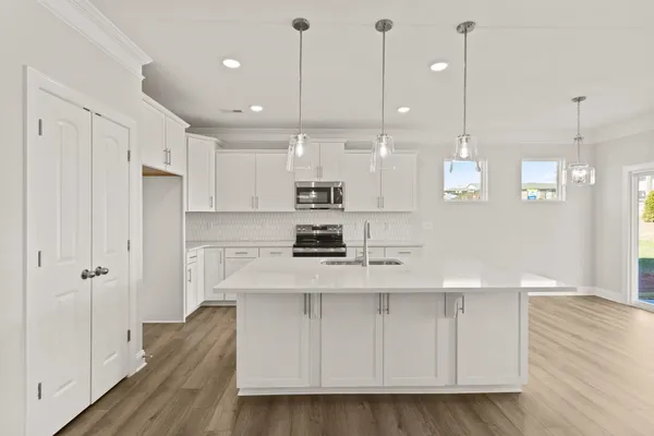 $462,500 | 1813 Betsy Ross Drive, Moore, SC 29369