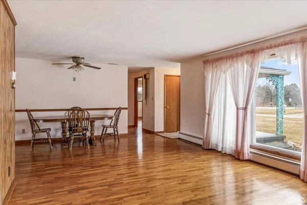 $214,900 | 16600 North Fort Wayne Avenue, Eaton, IN 47338