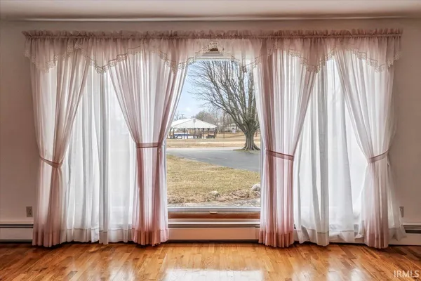 $214,900 | 16600 North Fort Wayne Avenue, Eaton, IN 47338