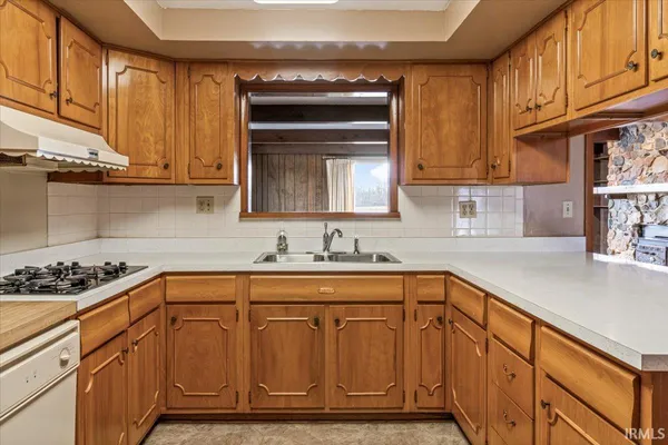 $214,900 | 16600 North Fort Wayne Avenue, Eaton, IN 47338