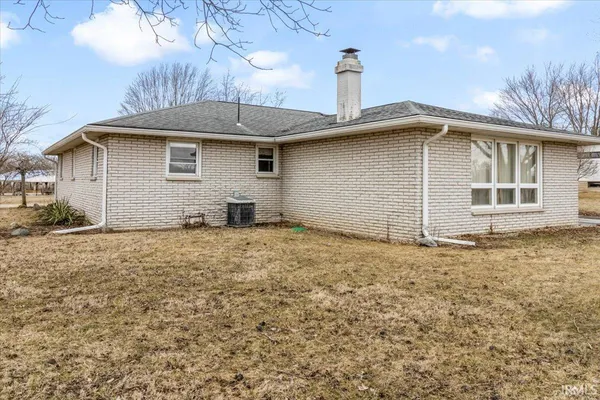 $214,900 | 16600 North Fort Wayne Avenue, Eaton, IN 47338