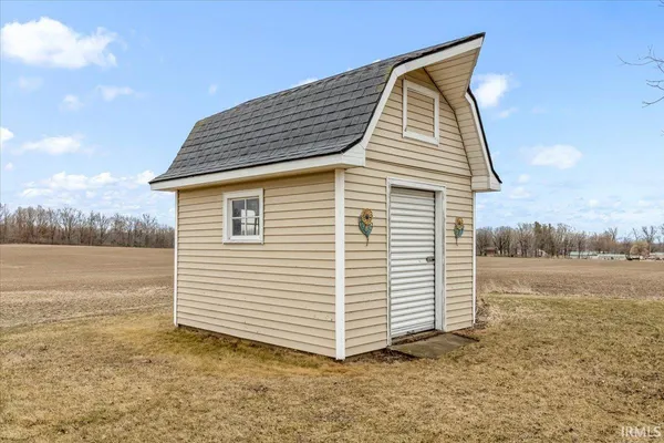 $214,900 | 16600 North Fort Wayne Avenue, Eaton, IN 47338