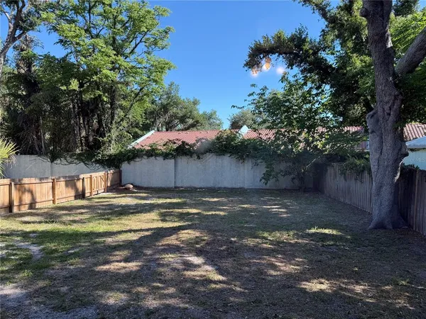 $1,975 | 4503 Hale Street, Sarasota, FL 34233