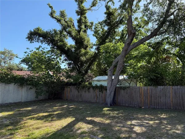 $1,975 | 4503 Hale Street, Sarasota, FL 34233