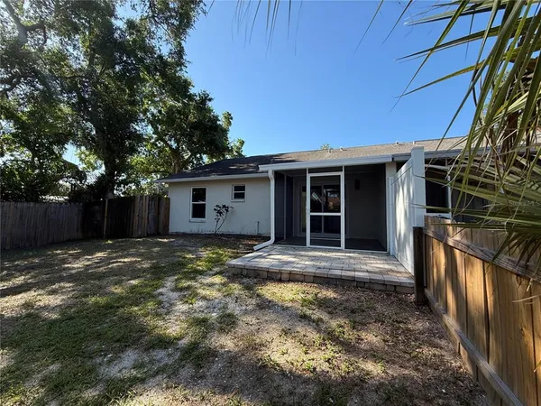 $1,975 | 4503 Hale Street, Sarasota, FL 34233