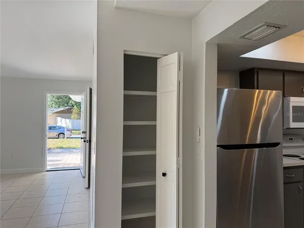$1,975 | 4503 Hale Street, Sarasota, FL 34233