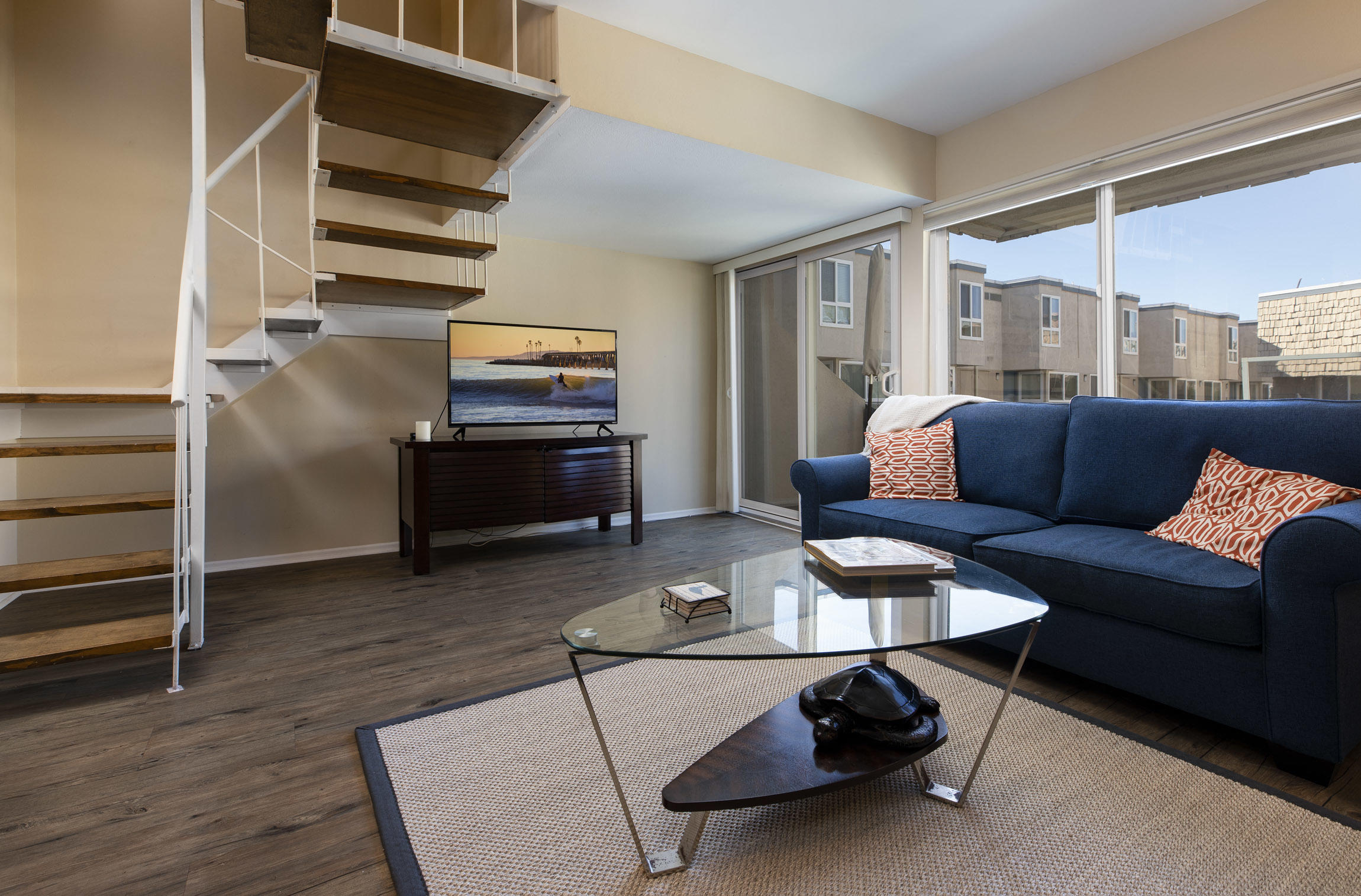 4700 Sandyland Road, Unit 48 Carpinteria, CA 93013 - Photo 4 of 16 Living Room 2