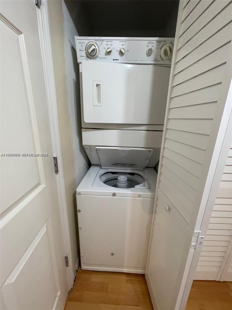 3500 Coral Way, Unit 711 Miami, FL 33145 - Photo 3 of 9