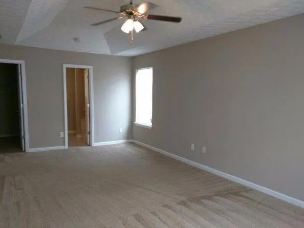 a view of empty room with window