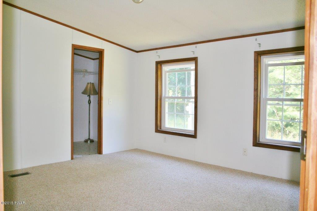 915 Towpath Road Hawley, PA 18428 - Photo 26 of 32 Gallery Image 26