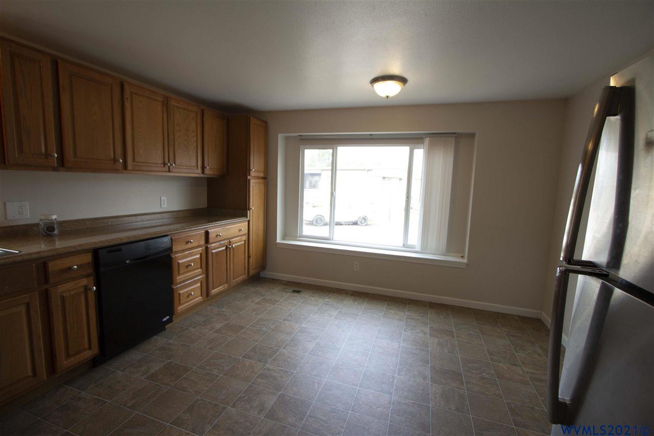 2010 Southwest 3rd ( Street, Unit 4 Corvallis, OR 97333 - Photo 20 of 22