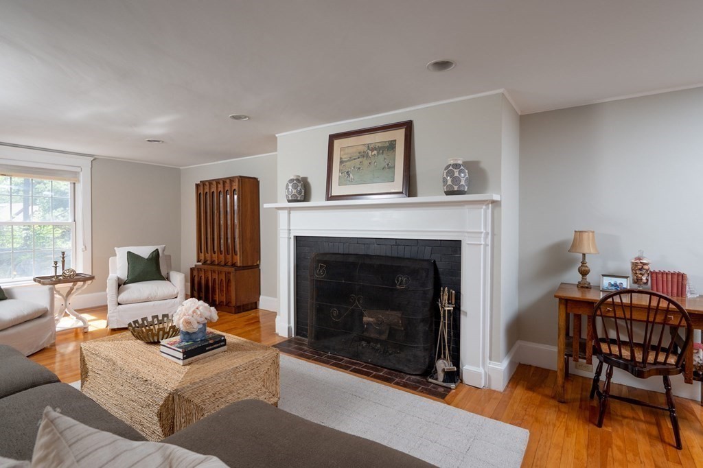 48 Garrison Road Hingham, MA 02043 - Photo 4 of 27