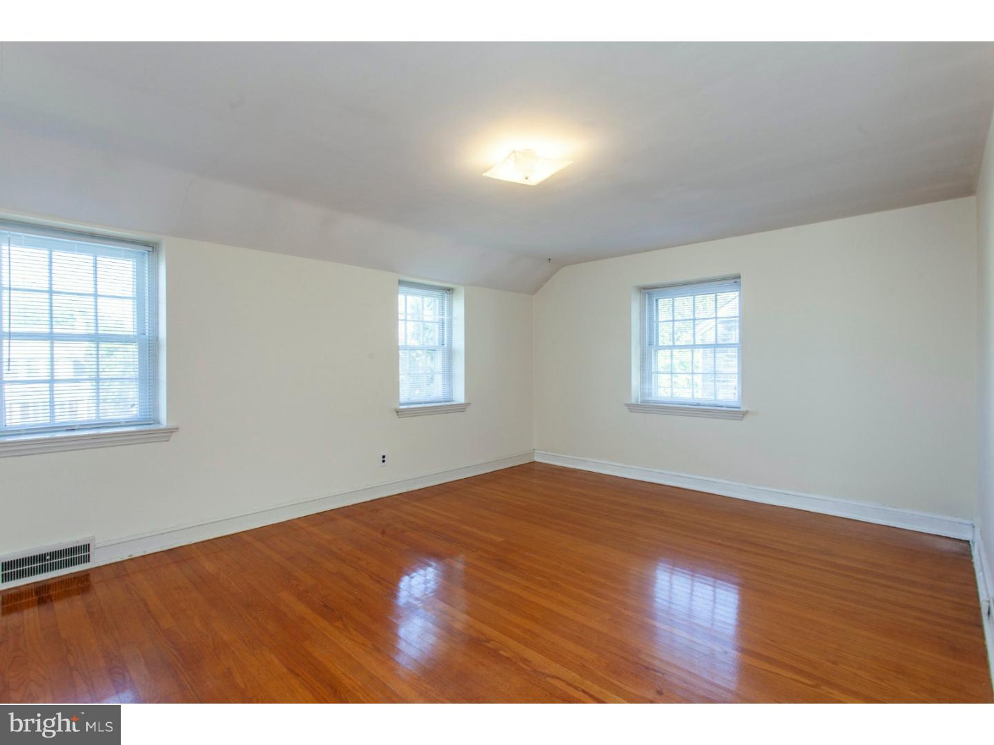 353 Powell Road Springfield, PA 19064 - Photo 13 of 25 Bedroom - Main