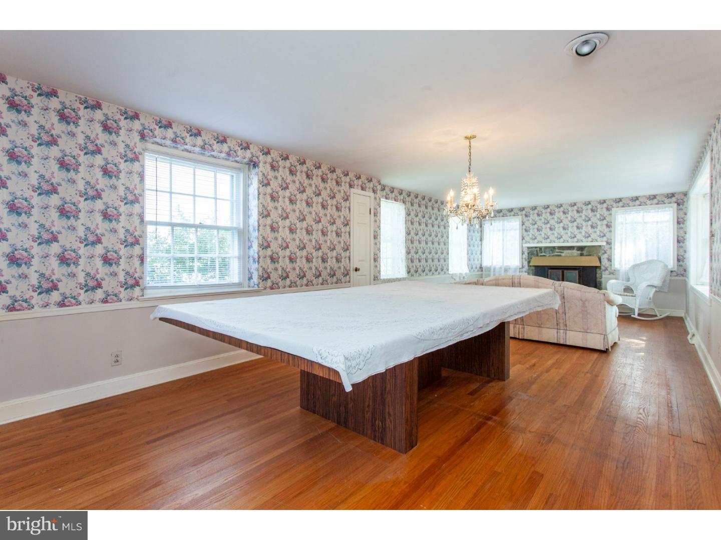 353 Powell Road Springfield, PA 19064 - Photo 5 of 25 Dining Room