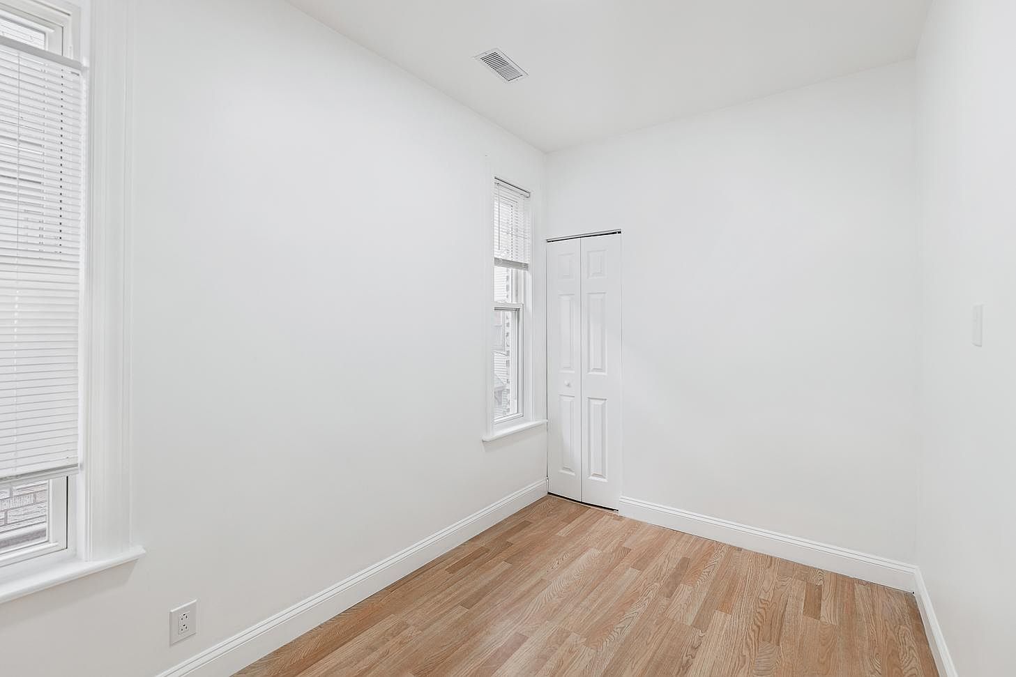 1430 West Superior Street, Unit 2R Chicago, IL 60642 - Photo 17 of 18