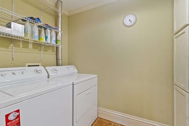 1870 Scully Road Dwight, IL 60420 - Photo 27 of 29 a utility room with dryer and washer