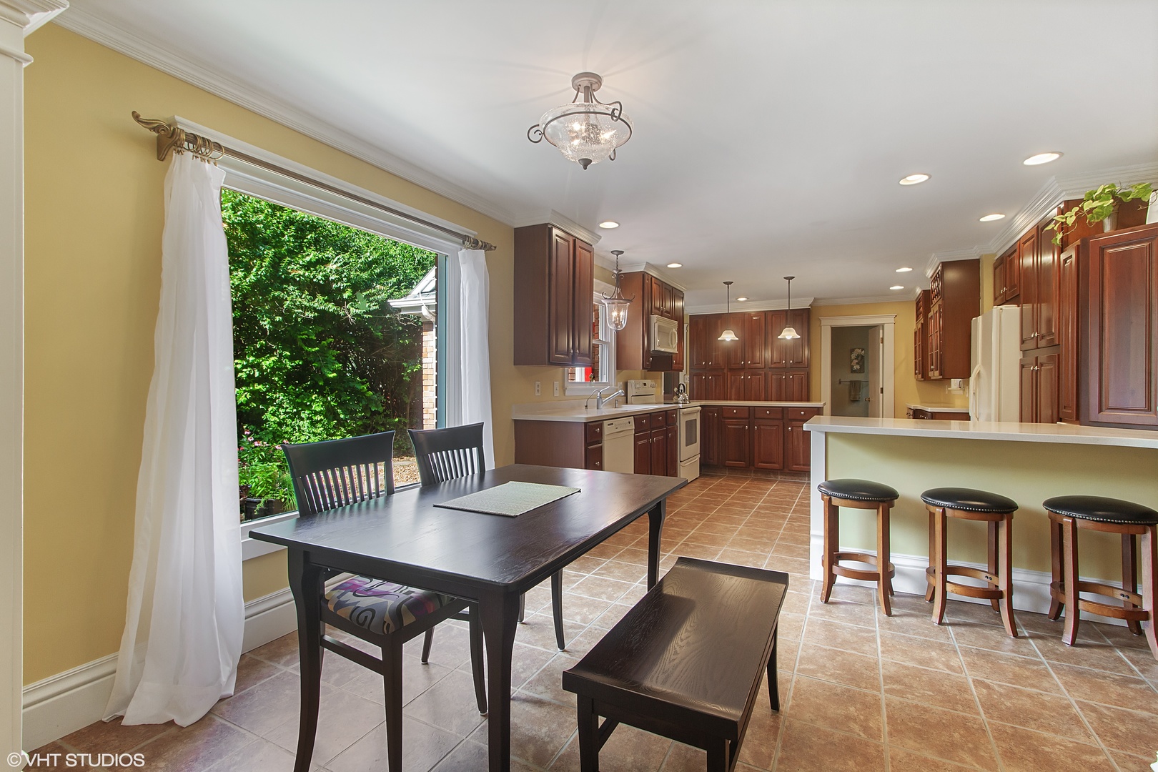 1870 Scully Road Dwight, IL 60420 - Photo 8 of 29 a view of a dining room with furniture window and outside view