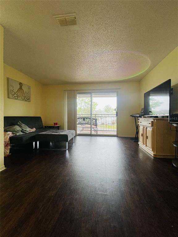 3705 Southwest 27th Street, Unit 621 Gainesville, FL 32608 - Photo 4 of 30